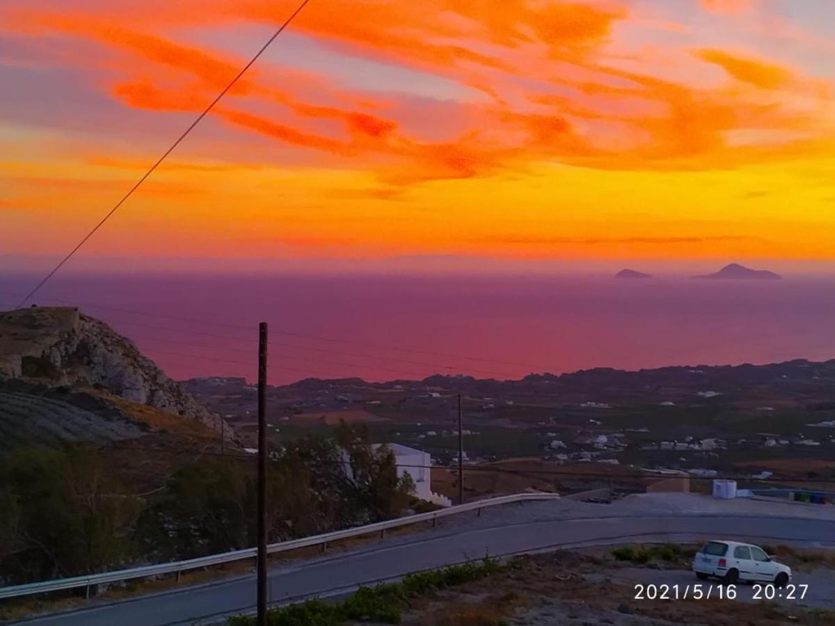 Kampanelia Village Suites Fira  Ngoại thất bức ảnh