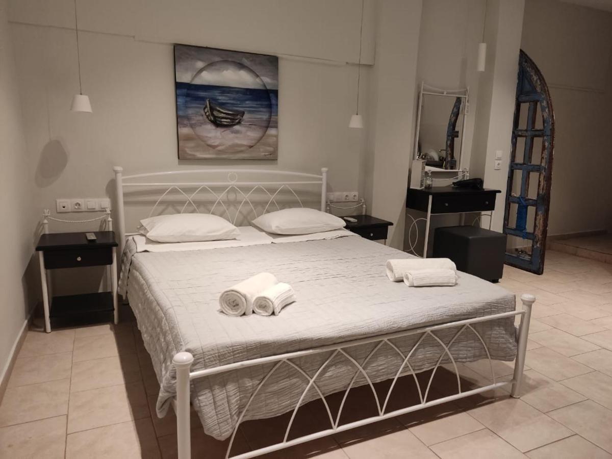 Kampanelia Village Suites Fira  Ngoại thất bức ảnh