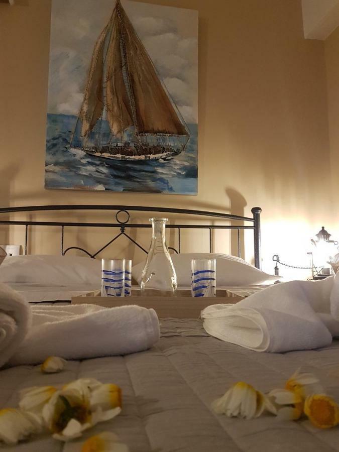 Kampanelia Village Suites Fira  Ngoại thất bức ảnh