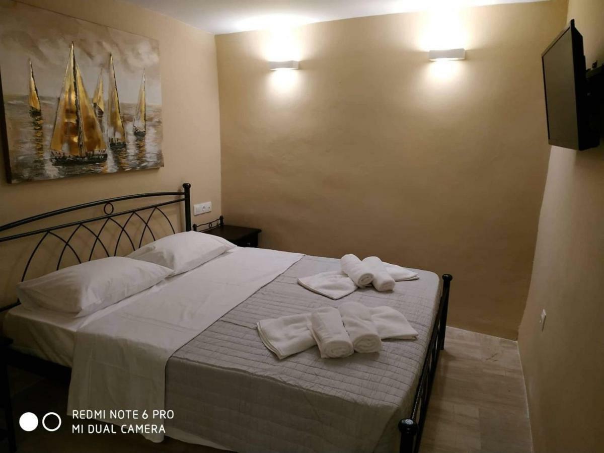 Kampanelia Village Suites Fira  Ngoại thất bức ảnh