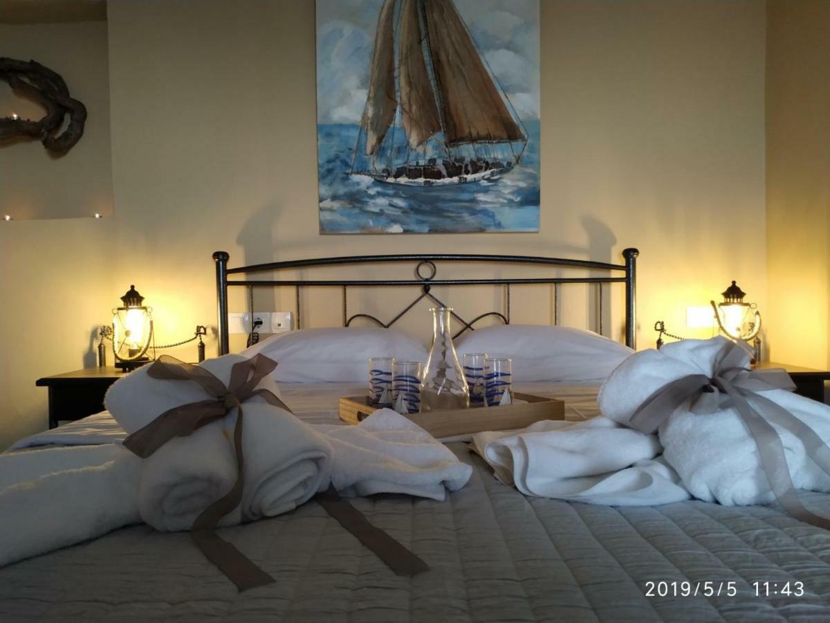 Kampanelia Village Suites Fira  Ngoại thất bức ảnh