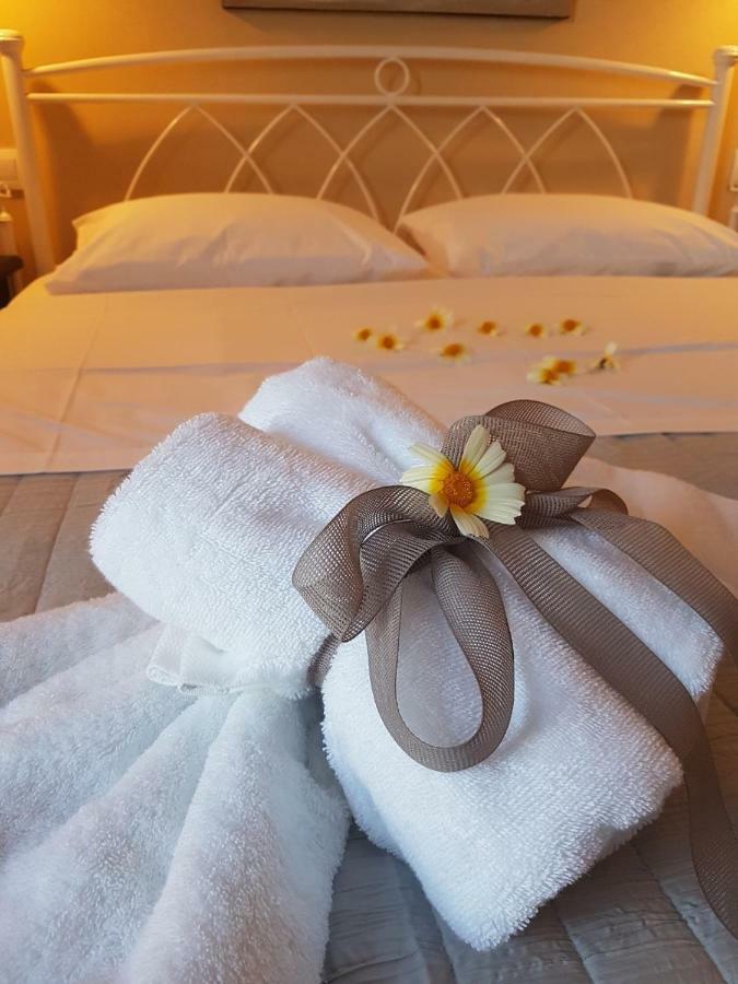 Kampanelia Village Suites Fira  Ngoại thất bức ảnh