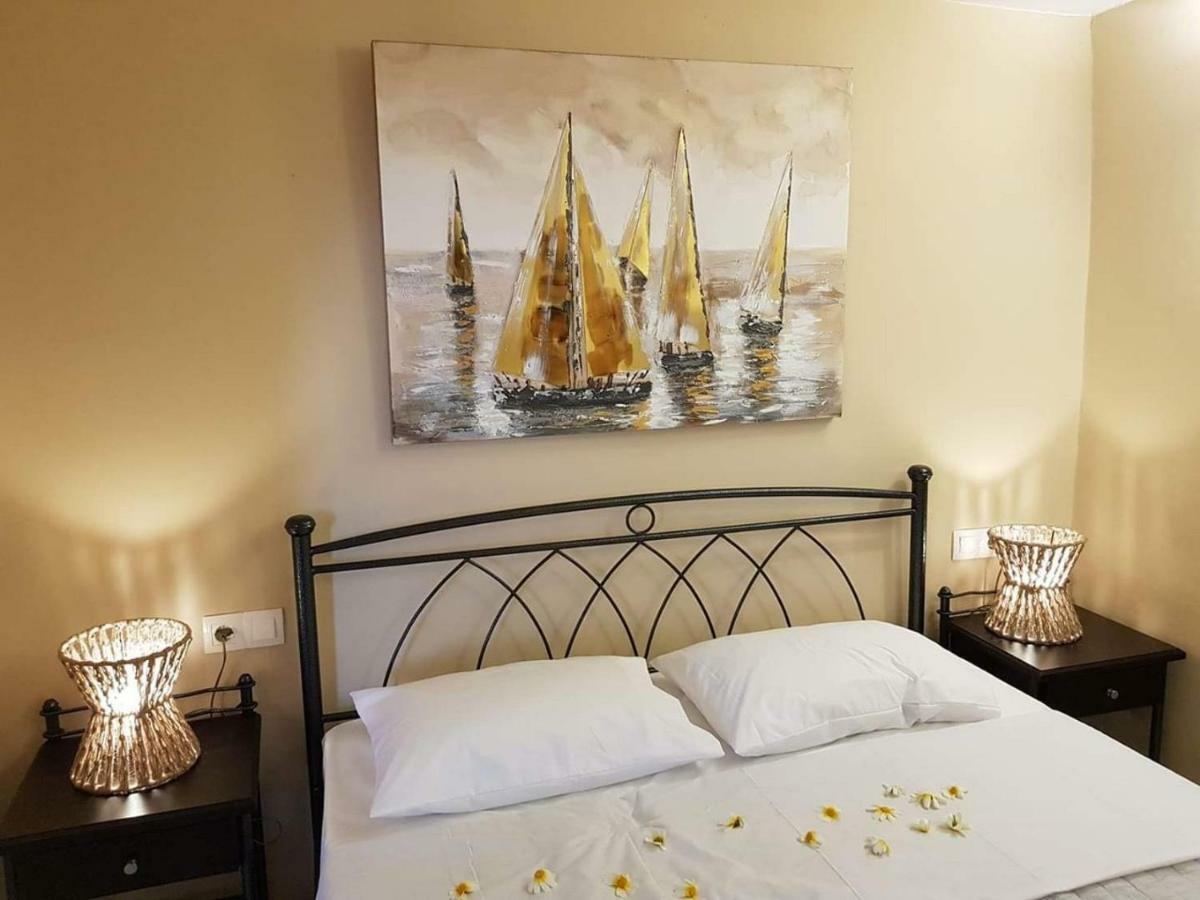 Kampanelia Village Suites Fira  Ngoại thất bức ảnh