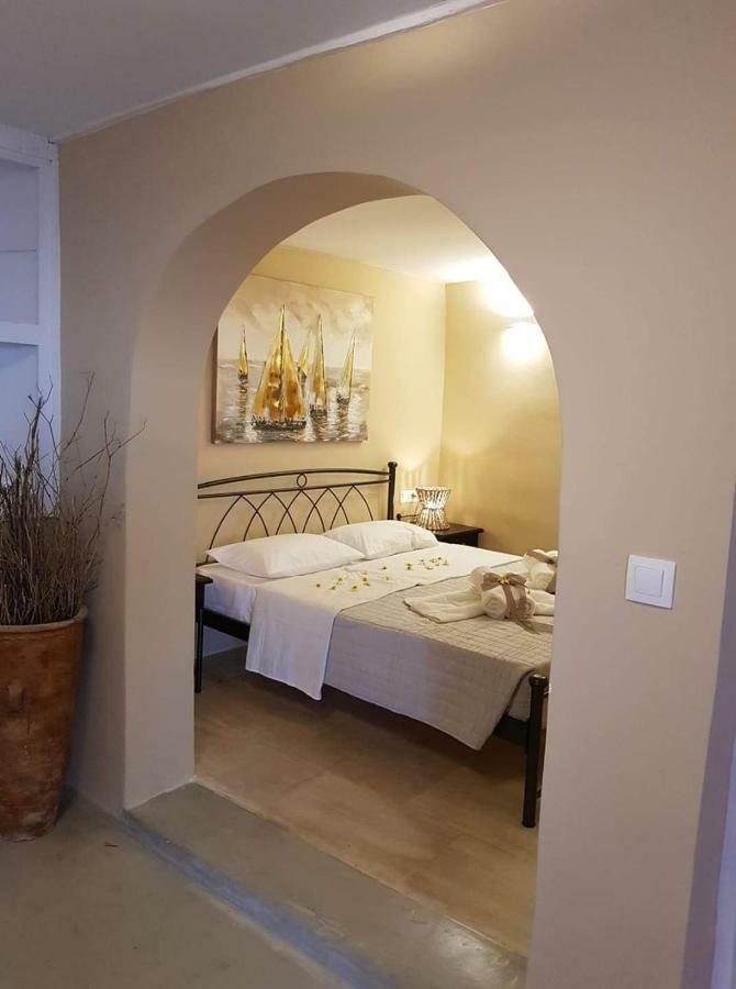 Kampanelia Village Suites Fira  Ngoại thất bức ảnh